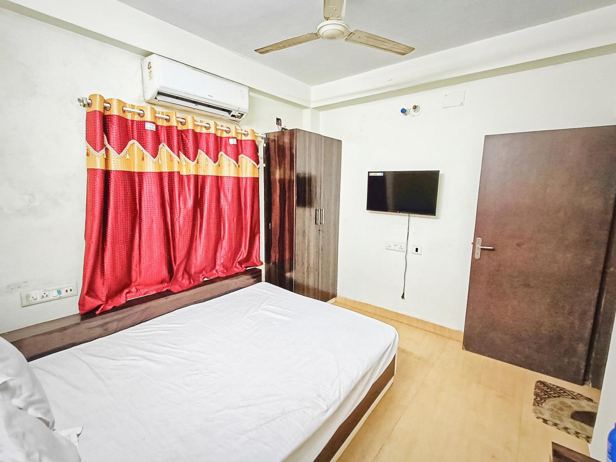Rest Inn Hotel Newtown Road Near Tata Medical Calcutta Eksteriør billede