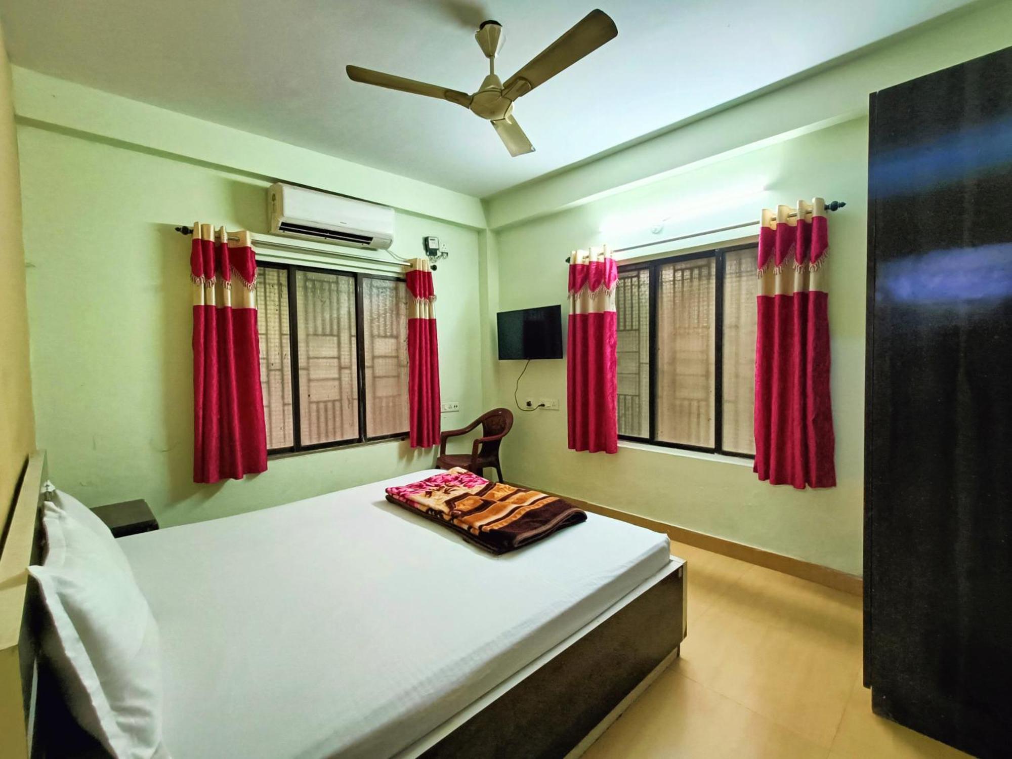 Rest Inn Hotel Newtown Road Near Tata Medical Calcutta Eksteriør billede